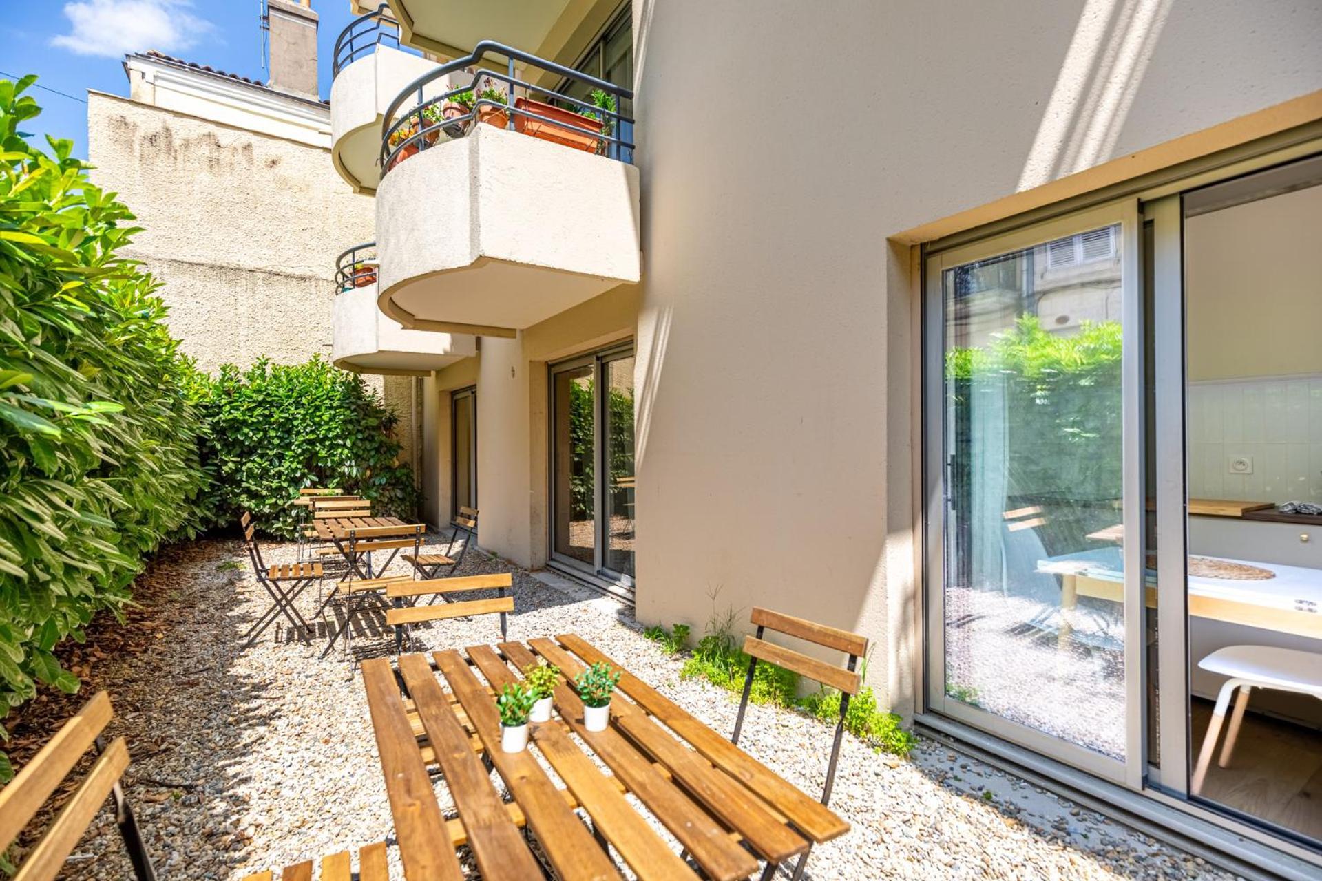 Lavie Maison Balneo Garden Flat Бордо Экстерьер фото